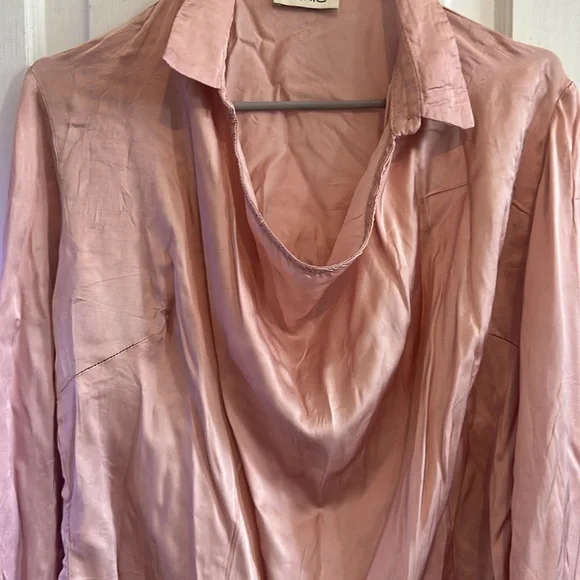 Top - Picture 5 of 15